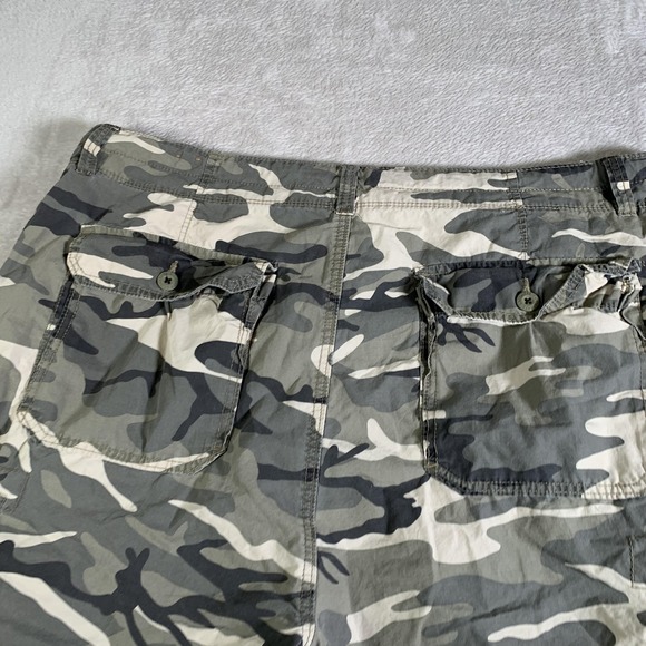 VTG Unionbay Cargo Shorts Mens‎ 42 Gray Camo Multi Pocket Utility Outdoor Casual - Picture 12 of 13
